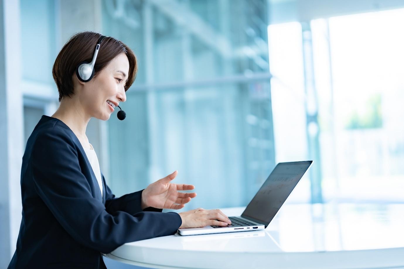 フォンブース活用ガイド｜集中できるオフィス環境づくりの選択肢