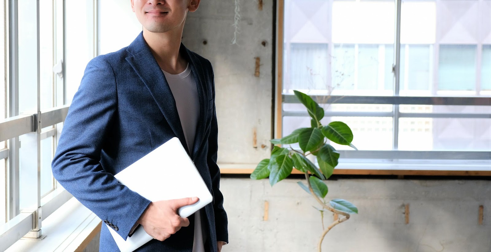 スタートアップとベンチャーの違いとは？【徹底比較】起業・会社設立前に知っておきたい基本を解説